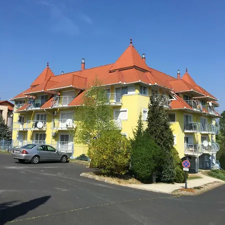 Mavrikiy Apartment Heviz
